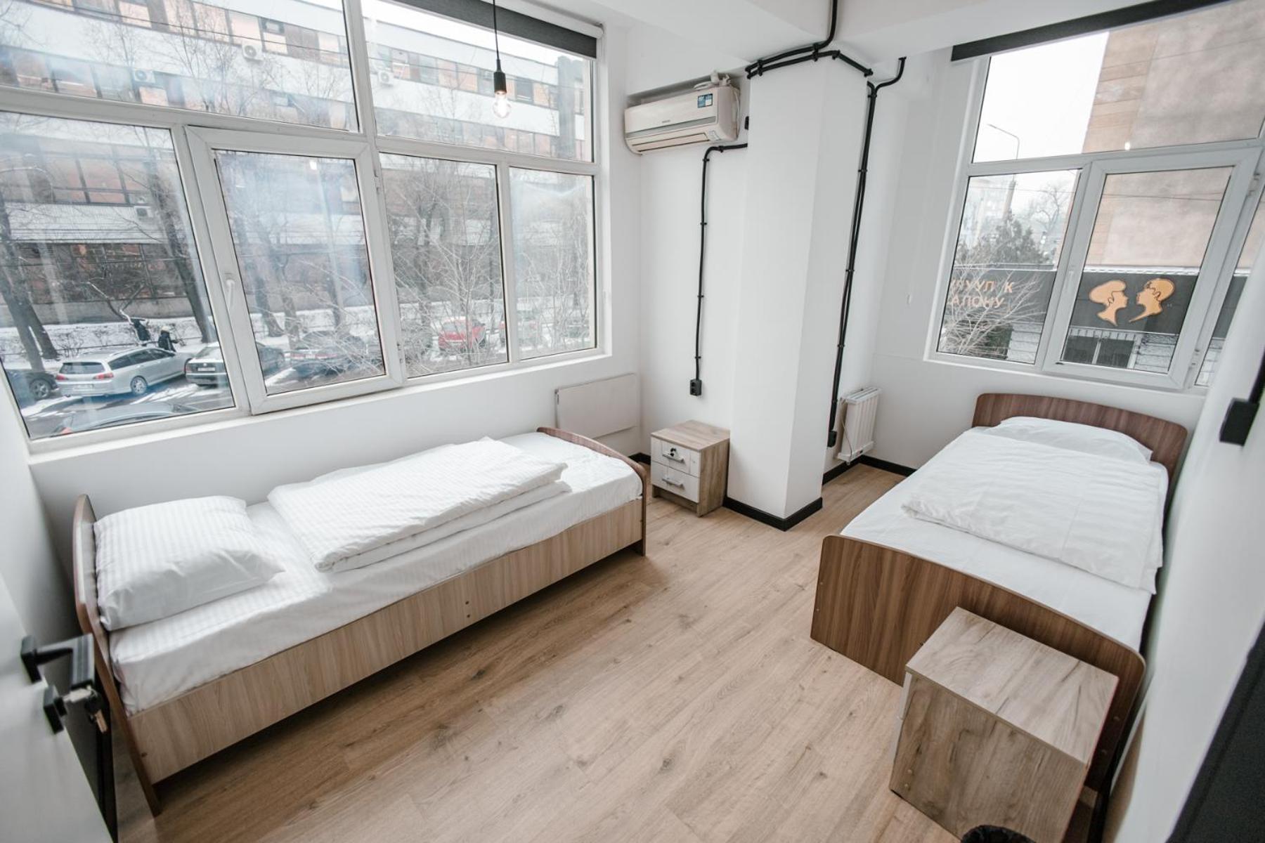 68 Hostel Bishkek Luaran gambar